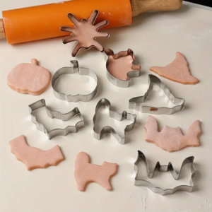 7 Piece Spooky Halloween Cookie Cutters, Stainless Steel